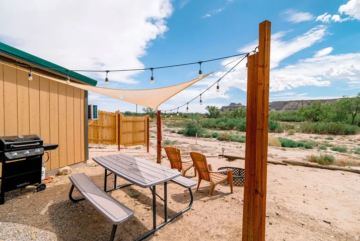 7650 E Sr 24 Giles Rd, Caineville, Utah 84775
