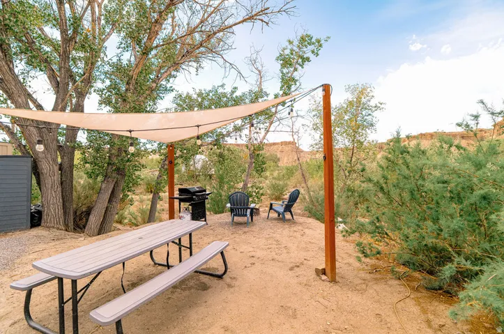 7650 E Sr 24 Giles Rd, Caineville, Utah 84775