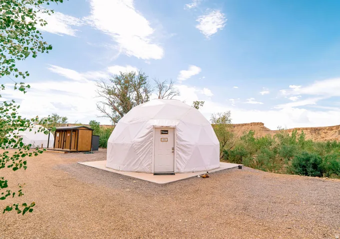 7650 E Sr 24 Giles Rd, Caineville, Utah 84775