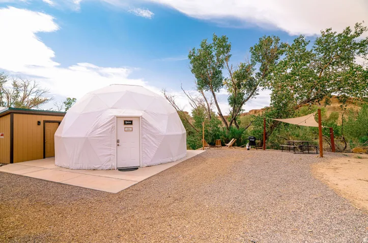 7650 E Sr 24 Giles Rd, Caineville, Utah 84775
