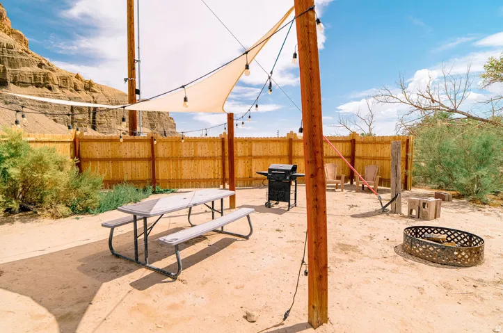 7650 E Sr 24 Giles Rd, Caineville, Utah 84775