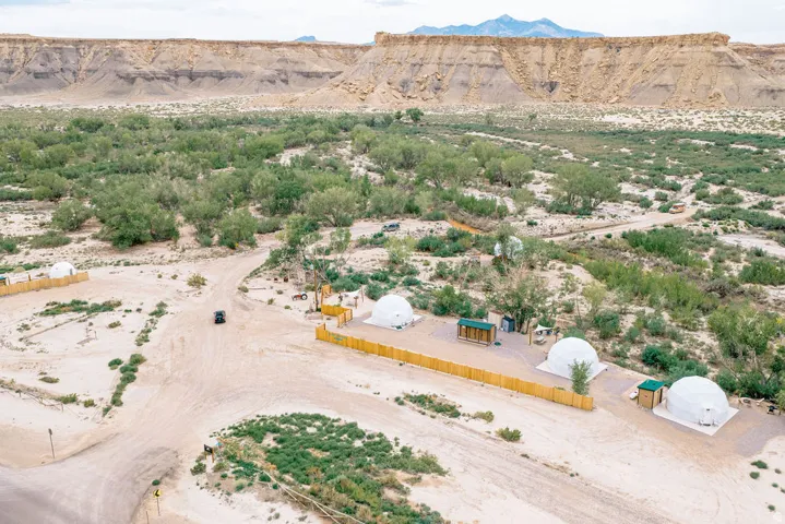 7650 E Sr 24 Giles Rd, Caineville, Utah 84775