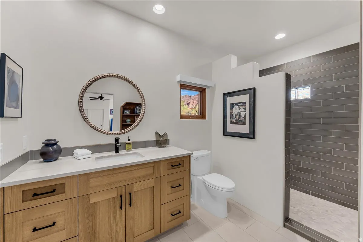 En Suite Bathroom