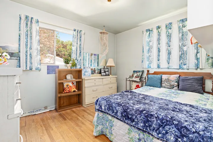 Second bedroom