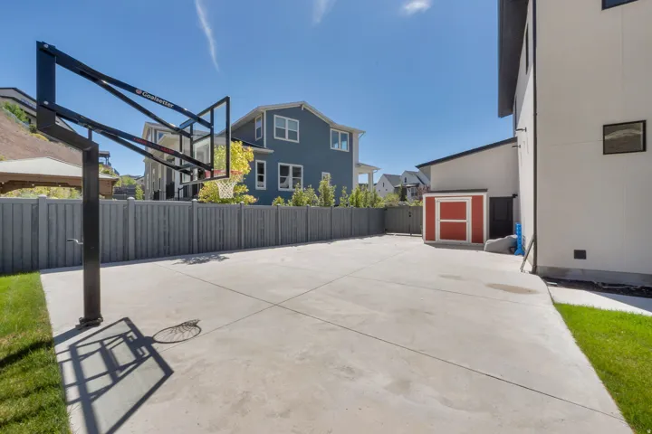 1924 W Oakridge Dr, Lehi, Utah 84048