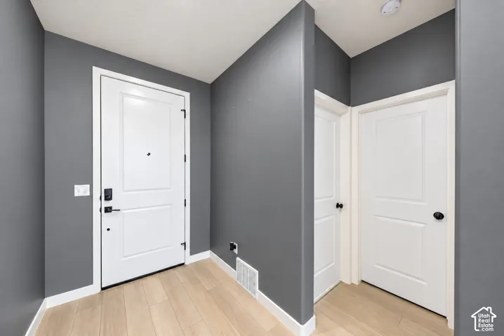 2468 W 3230 S, Syracuse, Utah 84075