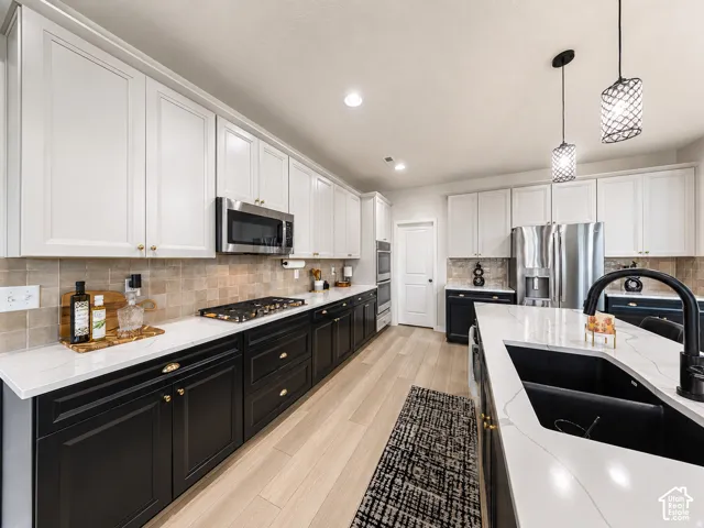 2468 W 3230 S, Syracuse, Utah 84075