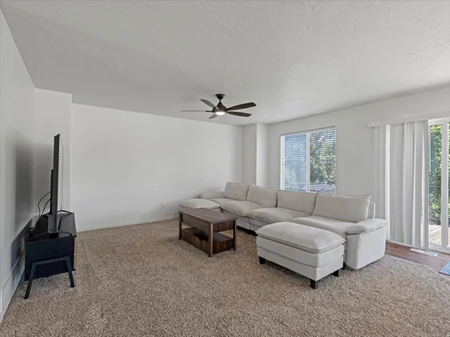 991 W Oldham Dr, North Salt Lake, Utah 84054