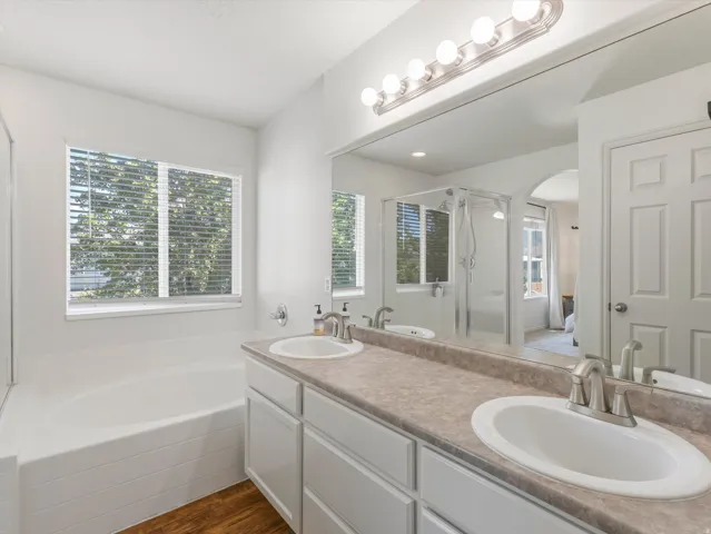 991 W Oldham Dr, North Salt Lake, Utah 84054