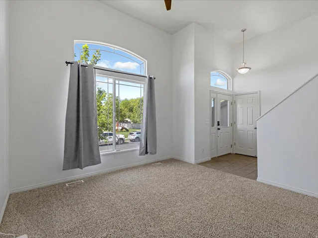 991 W Oldham Dr, North Salt Lake, Utah 84054