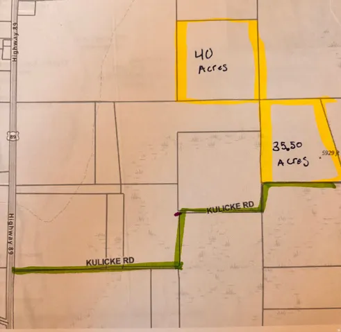 Plat Map. Illustrating property boundaries and access roads for the property