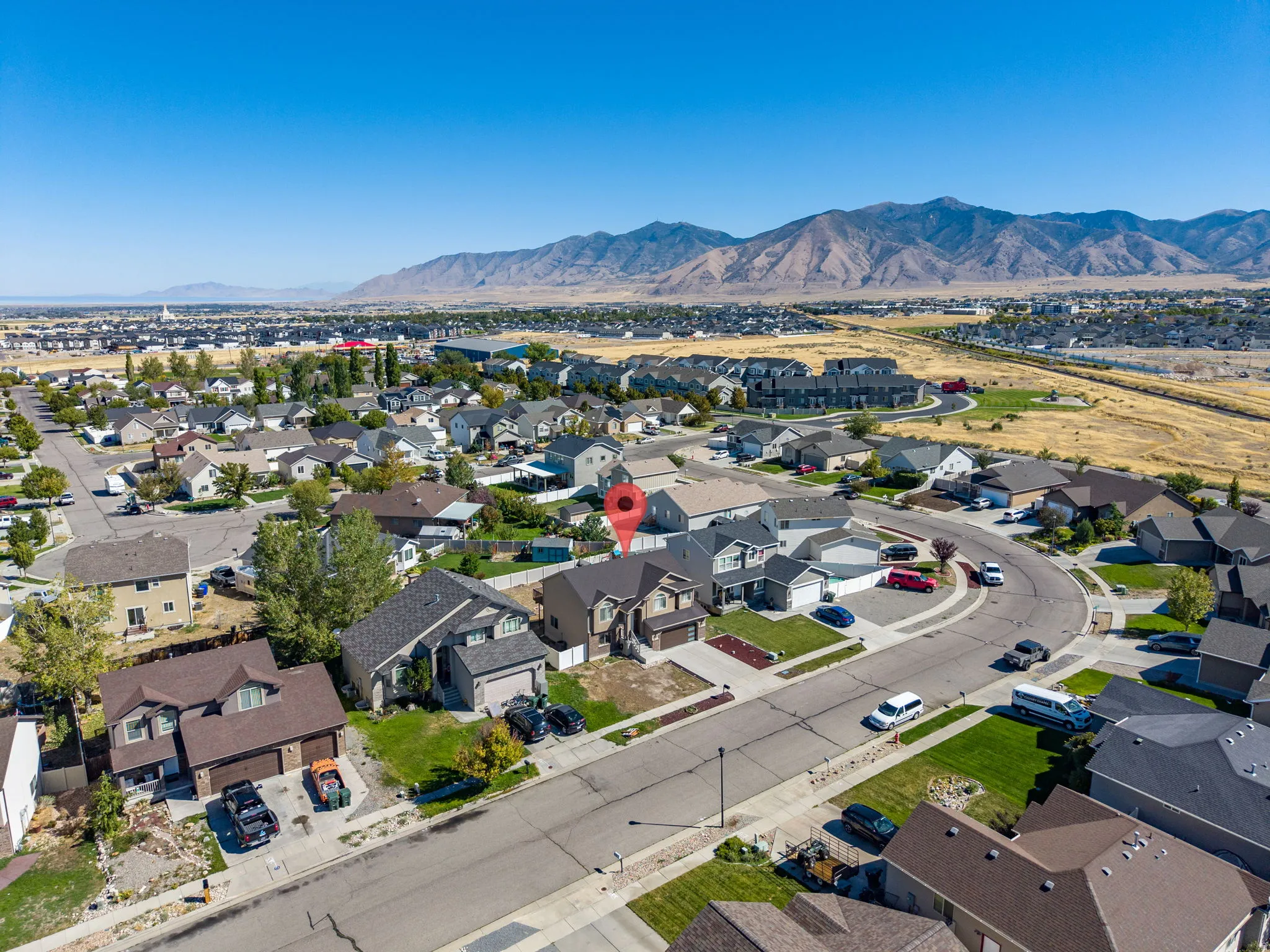 Mountain backdrop with a residential neighborhood