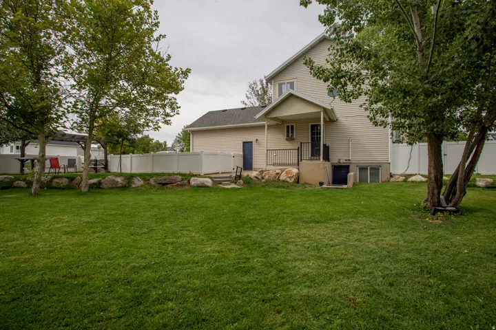 12 E 2150 N, Layton, Utah 84041