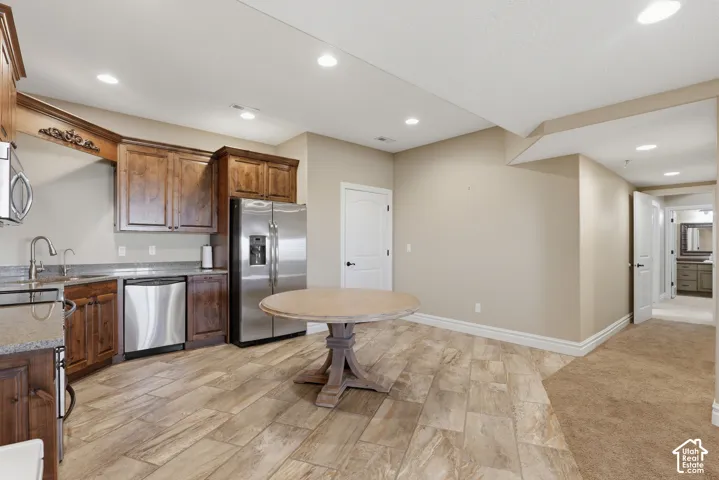 1385 N Compton Rd, Farmington, Utah 84025
