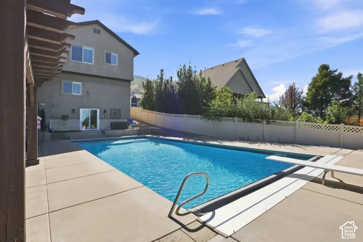 1385 N Compton Rd, Farmington, Utah 84025