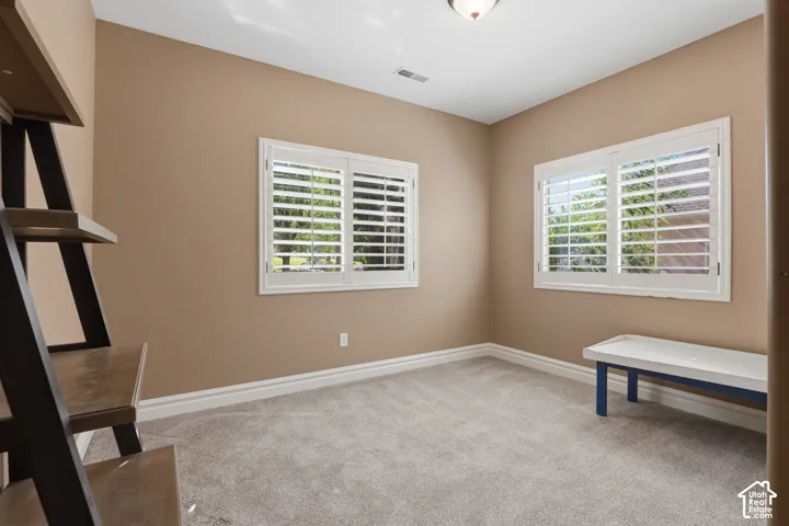 1385 N Compton Rd, Farmington, Utah 84025