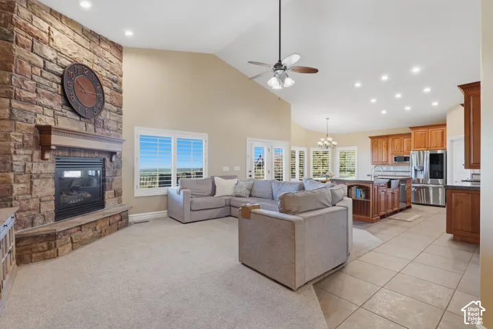 1385 N Compton Rd, Farmington, Utah 84025