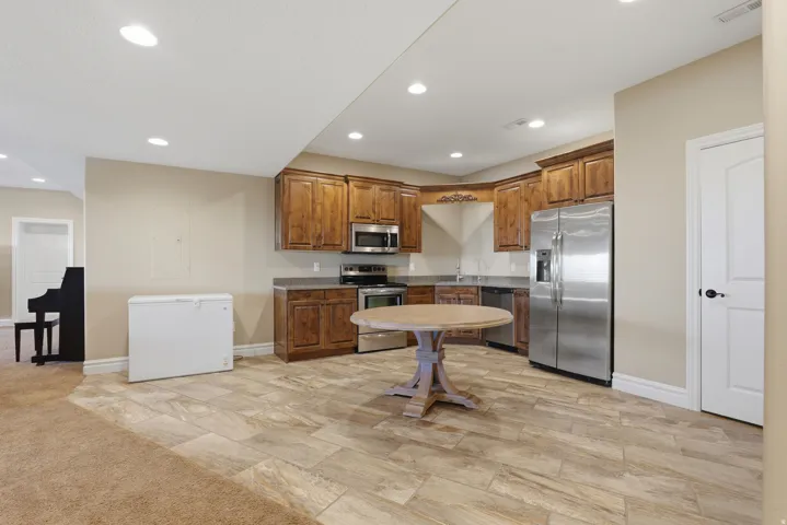 1385 N Compton Rd, Farmington, Utah 84025
