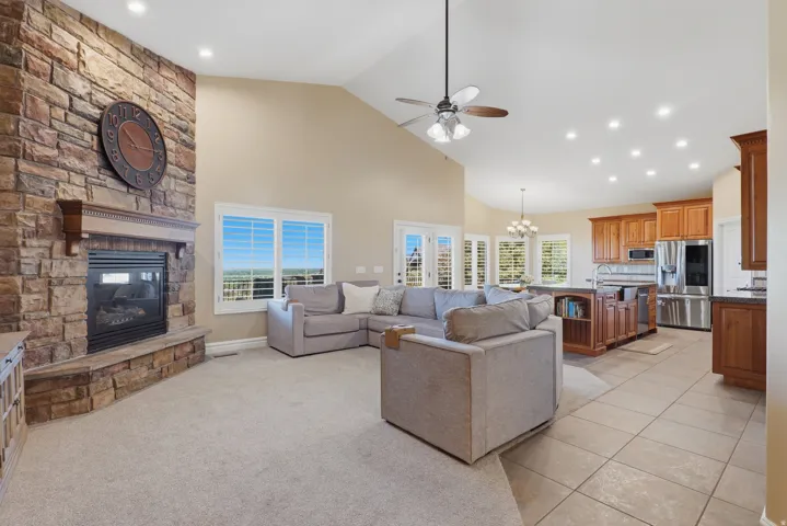 1385 N Compton Rd, Farmington, Utah 84025