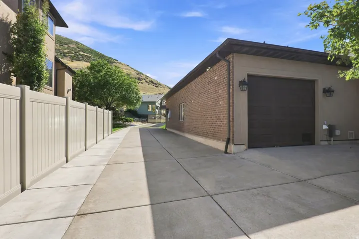 1385 N Compton Rd, Farmington, Utah 84025