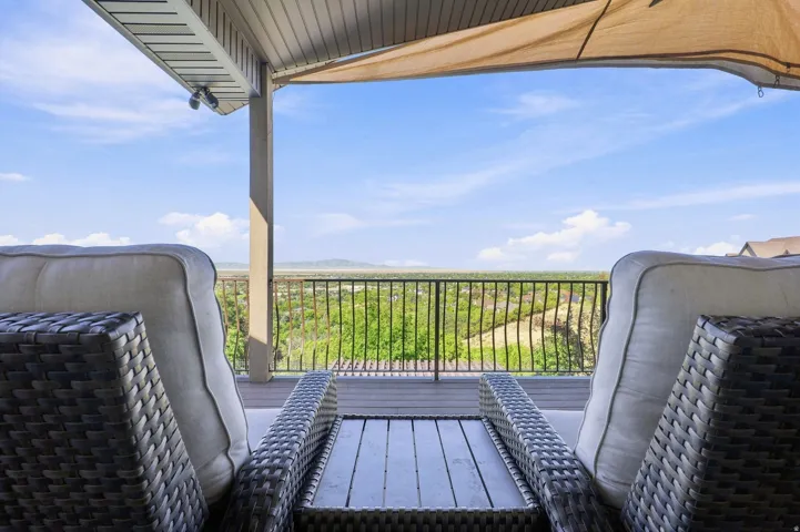1385 N Compton Rd, Farmington, Utah 84025