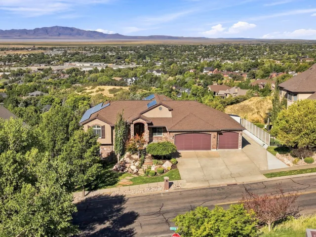 1385 N Compton Rd, Farmington, Utah 84025