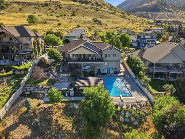 1385 N Compton Rd, Farmington, Utah 84025