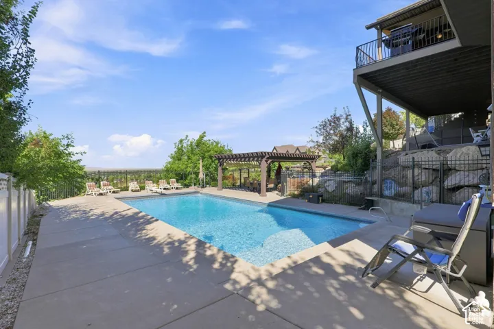 1385 N Compton Rd, Farmington, Utah 84025