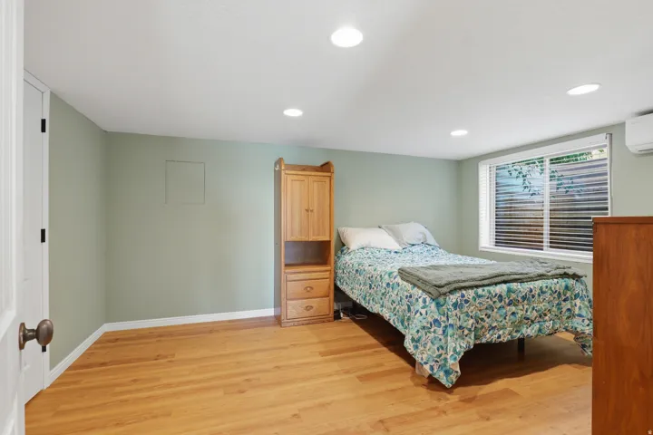 1385 N Compton Rd, Farmington, Utah 84025
