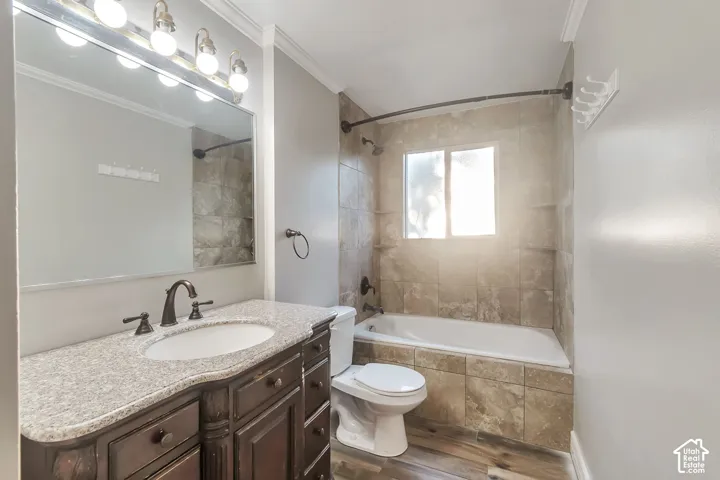 Main bathroom