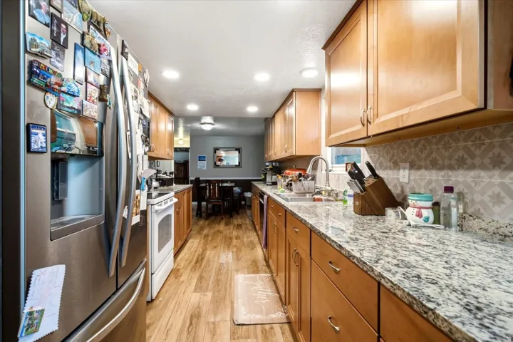 564 S Main St, Kaysville, Utah 84037