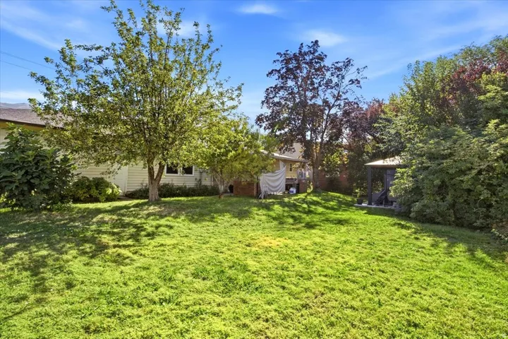 564 S Main St, Kaysville, Utah 84037