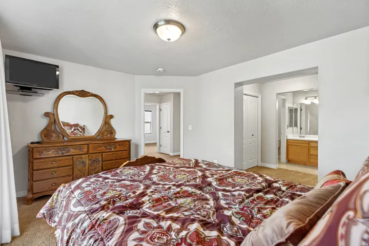 3952 W Serenity View Dr, West Jordan, Utah 84084