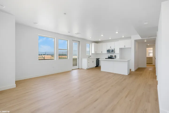 11267 S Grandville Ave #401, South Jordan, Utah 84009