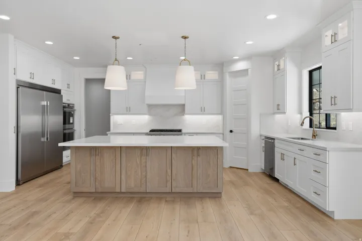 258 E Maple Ridge Dr, Mapleton, Utah 84664