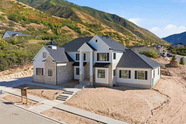 258 E Maple Ridge Dr, Mapleton, Utah 84664