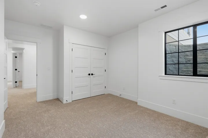 258 E Maple Ridge Dr, Mapleton, Utah 84664