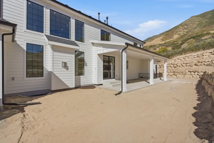 258 E Maple Ridge Dr, Mapleton, Utah 84664
