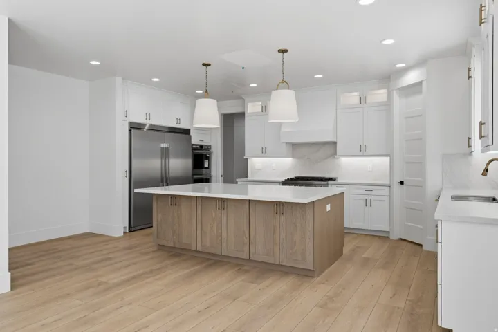 258 E Maple Ridge Dr, Mapleton, Utah 84664