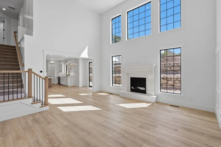 258 E Maple Ridge Dr, Mapleton, Utah 84664