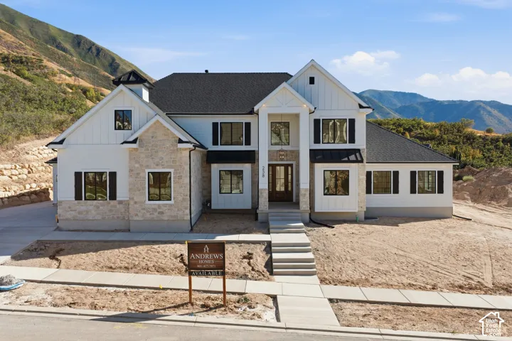 258 E Maple Ridge Dr, Mapleton, Utah 84664