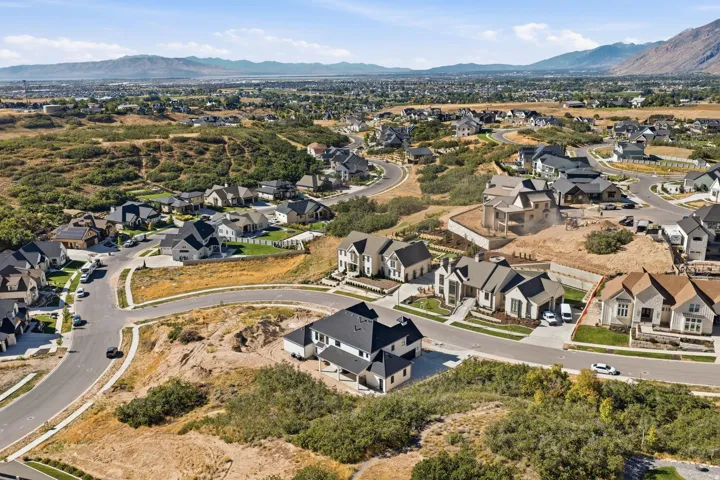 258 E Maple Ridge Dr, Mapleton, Utah 84664