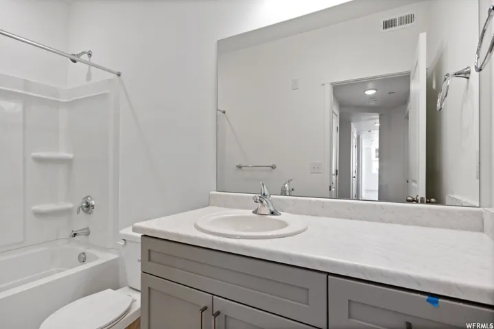 11261 S Grandville Ave #104, South Jordan, Utah 84009