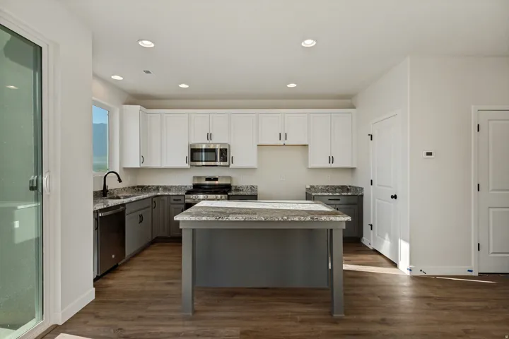 1556 N 1190 W #117, Salem, Utah 84653