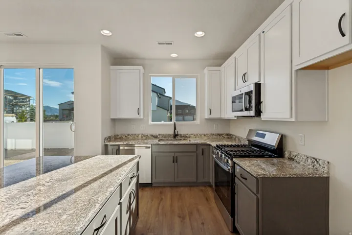 1556 N 1190 W #117, Salem, Utah 84653