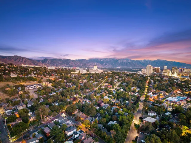 Easy access to all of the shopping and restaurants in Marmalade and a short walk to downtown.
