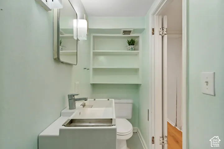 1118 E 800 S, Salt Lake City, Utah 84102