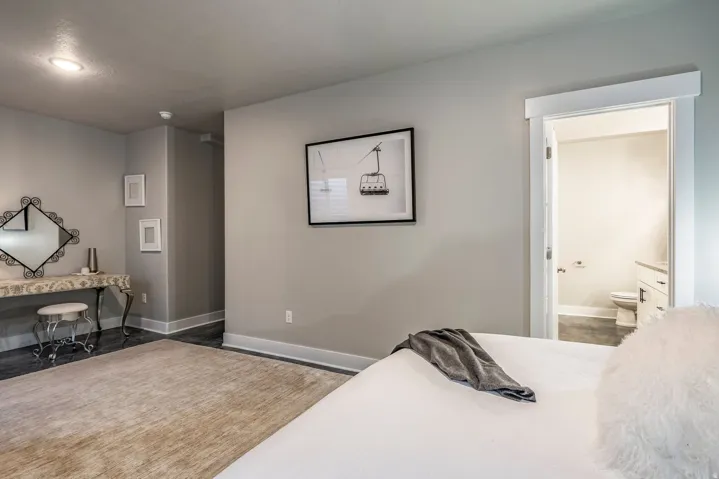 894 E Nebo, North Ogden, Utah 84414