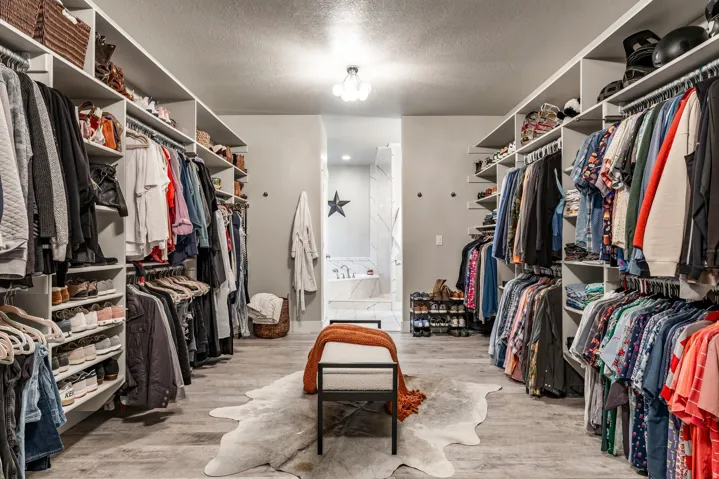 894 E Nebo, North Ogden, Utah 84414