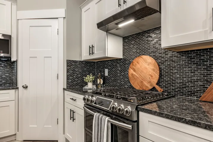 894 E Nebo, North Ogden, Utah 84414